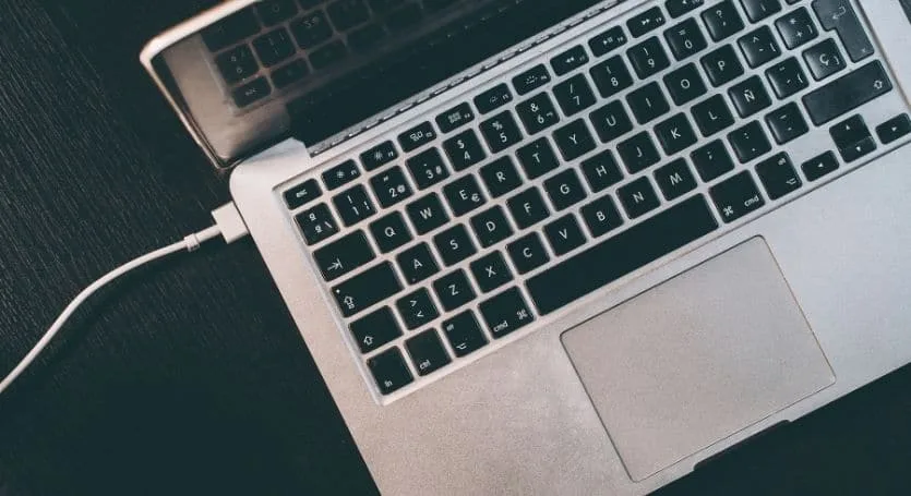 how long to charge new laptop battery