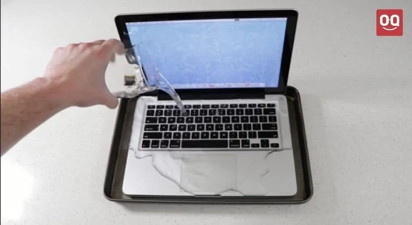 5 Simple Ways to Tell If Your Laptop Has Water Damage
