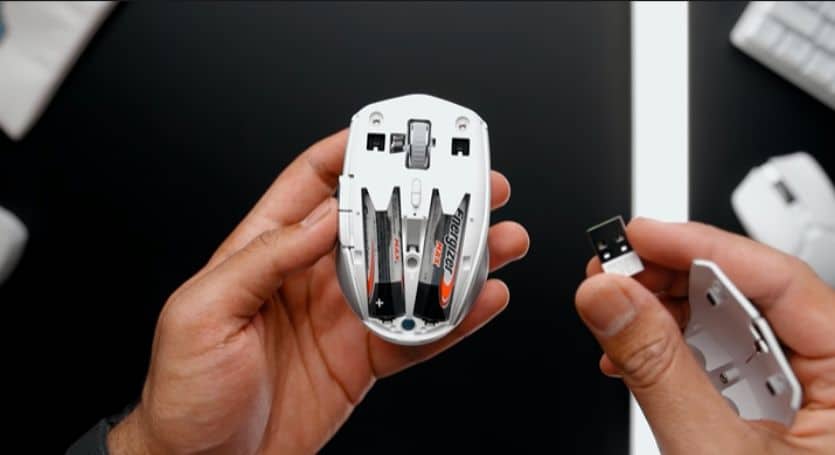 wireless mouse with disposable batteries