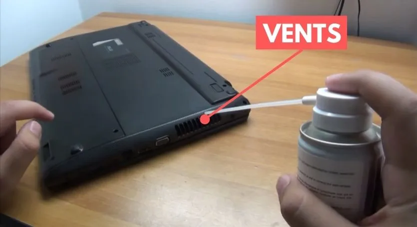 cleaning laptop vents