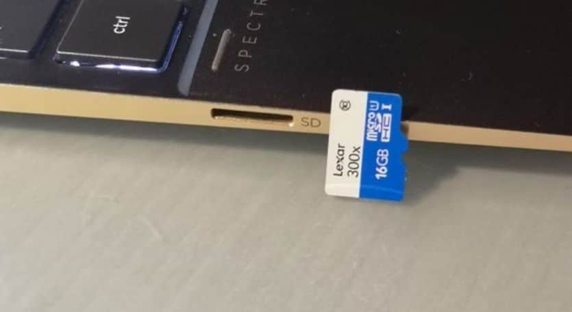 laptop micro sd card slot