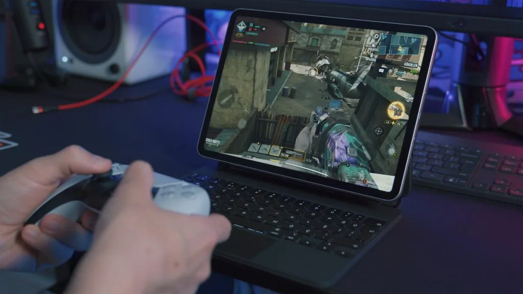 LAPTOPS