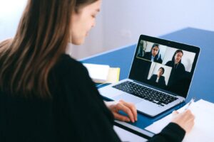 Read more about the article Best Laptop for Virtual Assistants in 2026: 6 Tested Picks