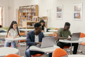 Read more about the article Best Laptop for Psychology Students in 2026: 6 Tested Picks